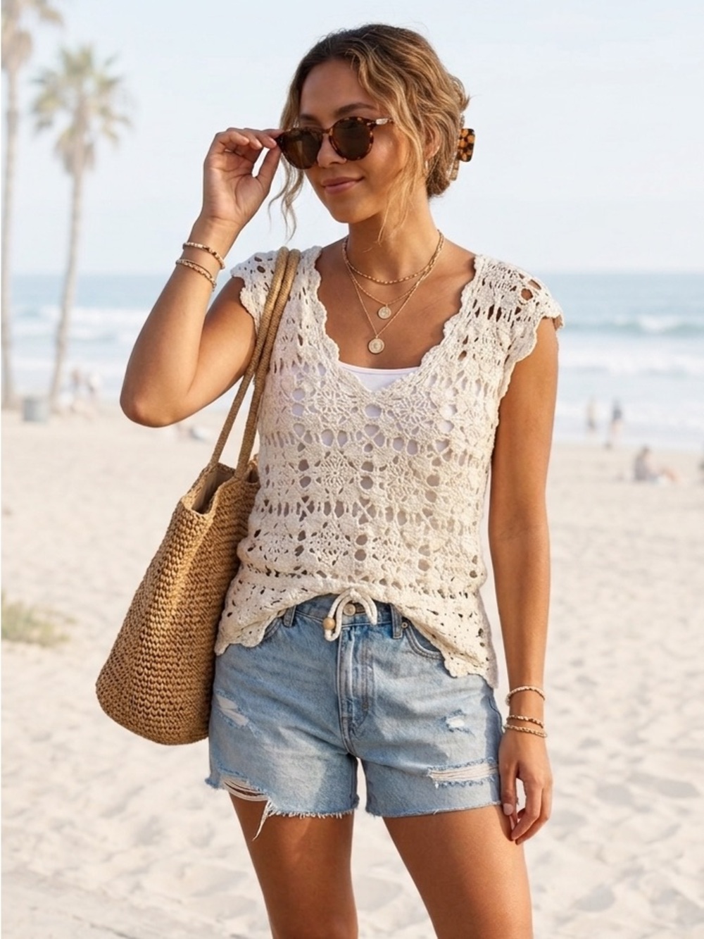 Crocheted V-Neck White  Top - Women's‎ Summer Knit, vintage